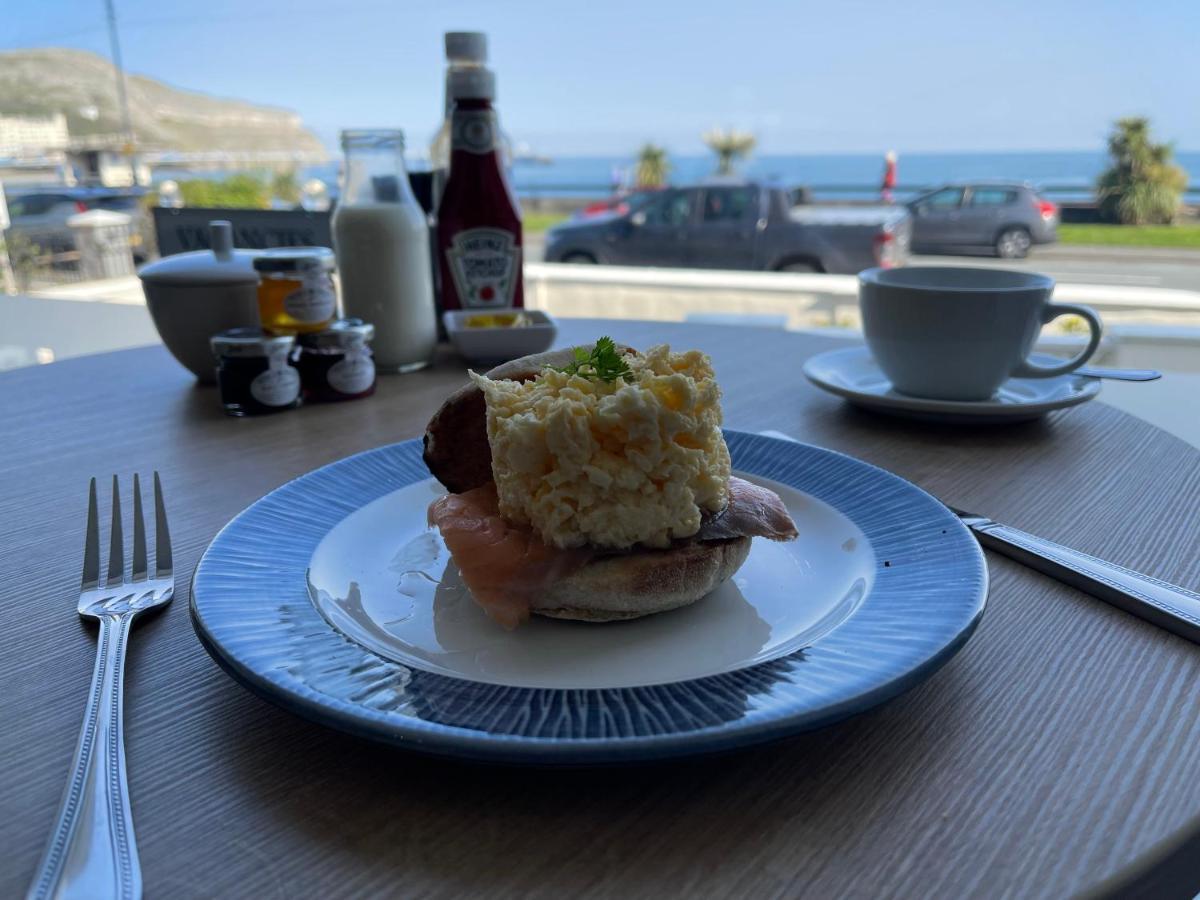 The Shelbourne (Adults Only) Otel Llandudno Dış mekan fotoğraf