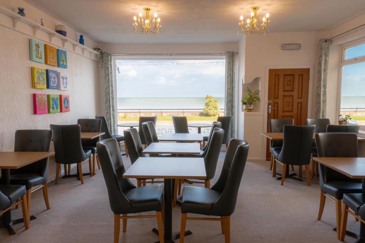 The Shelbourne (Adults Only) Otel Llandudno Dış mekan fotoğraf