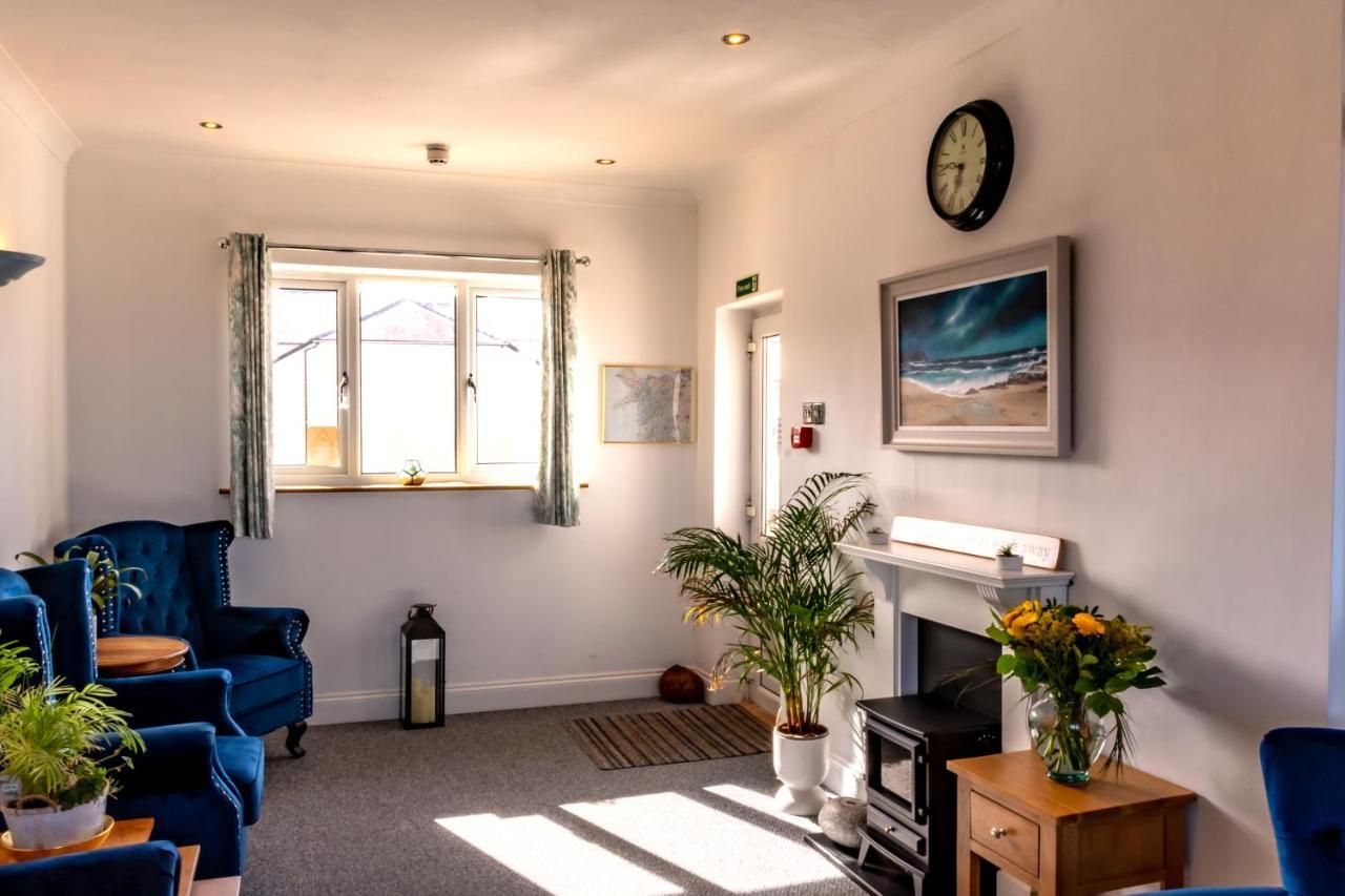 The Shelbourne (Adults Only) Otel Llandudno Dış mekan fotoğraf